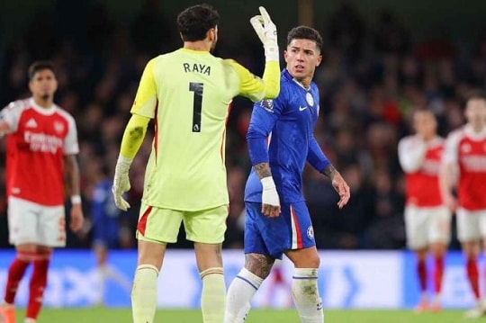 Chelsea kiên cường, Arsenal hụt hơi ở derby London