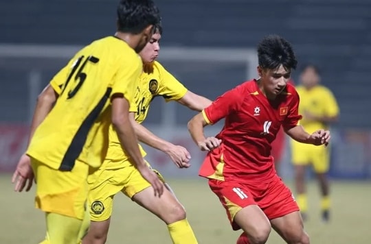 U17 Việt Nam 4-0 Malaysia: Hoàn hảo và mốc lịch sử
