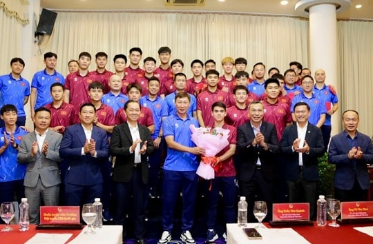 Điểm tin 1/12: VFF động viên, U17 Việt Nam nhận thưởng