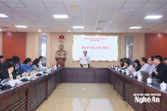 Nghệ An sẽ ban hành chính sách hỗ trợ cán bộ được điều động, luân chuyển, biệt phái đến công tác tại các xã miền núi, khó khăn