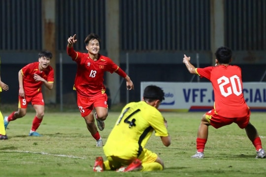 U17 Malaysia thua 0-4 Việt Nam, ghế HLV Ribera lung lay