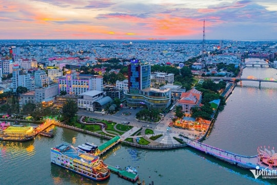 Ninh Kiều, Cần Thơ: một ngày dạo bến nước và phố đêm