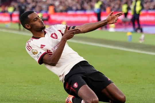 Liverpool vs Sunderland: Thử lửa hiện tượng ở Anfield