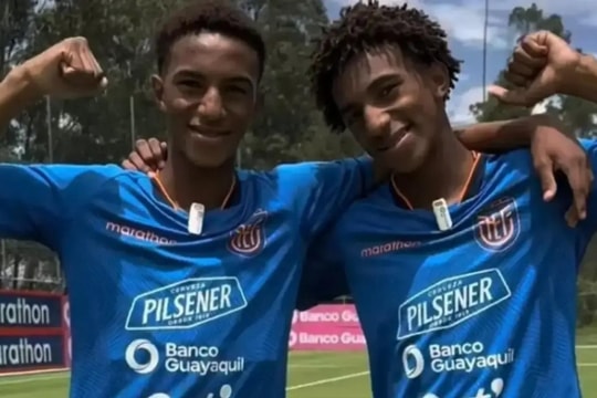 Arsenal đạt thỏa thuận chiêu mộ cặp song sinh Quintero