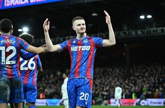 Man Utd chọn Adam Wharton: giải pháp 70 triệu bảng