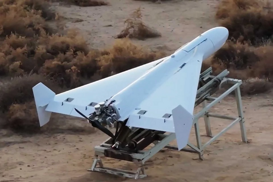 Trung Quốc thử UAV cảm tử Loong M9, Mỹ bắn Stinger từ M-SHORAD