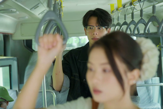 Gia đình trái dấu tập 3: 'Oan gia' chớm nở, sóng gió ập đến