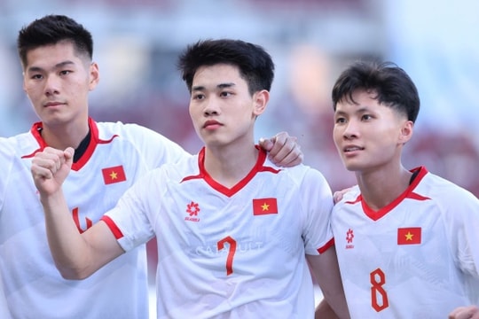 U22 Việt Nam 2-1 U22 Lào: Đình Bắc và tuyên bố thách thức
