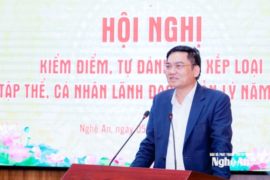 Phó Bí thư Thường trực Tỉnh ủy, Chủ tịch HĐND tỉnh dự kiểm điểm tập thể lãnh đạo Trường Chính trị tỉnh