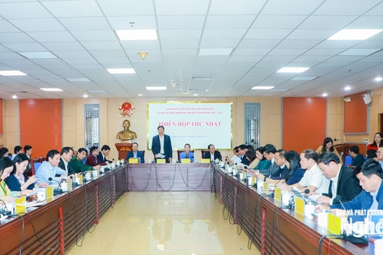 Ủy ban bầu cử tỉnh Nghệ An họp Phiên thứ nhất