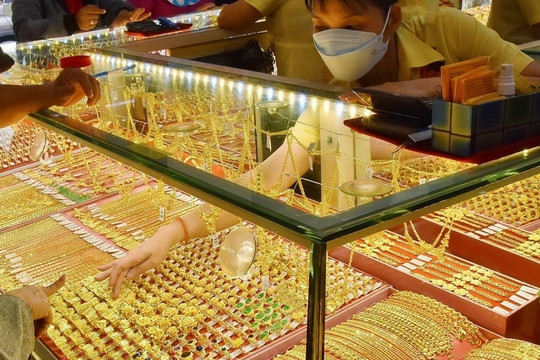Giá vàng trong nước và thế giới sáng nay 5/12/2025 diễn biến bất ngờ