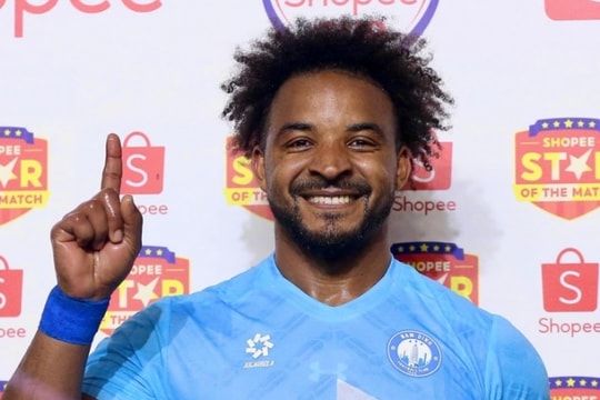 Xuân Son lập hat-trick, Nam Định thắng 3-0 Shan United