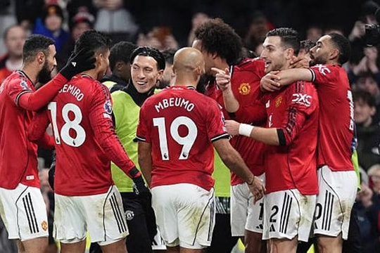 MU hòa West Ham 1-1, lỡ cơ hội vào top 5 Ngoại hạng Anh