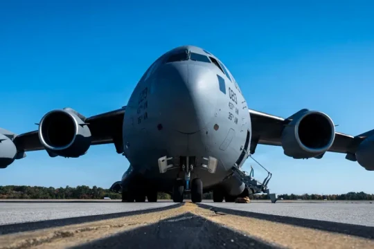 Đội bay vận tải Mỹ lạc hậu, khó đáp ứng chiến lược ACE