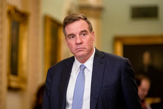 Mark Warner cảnh báo rủi ro quân sự từ BGI và DNA