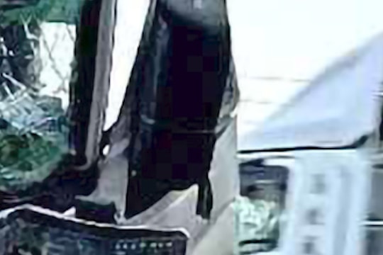 Tai nạn nghiêm trọng trên đường cao tốc, 2 người chết, 3 người bị thương