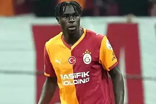 Liverpool 43 triệu euro mua Singo, Man City theo Diomande