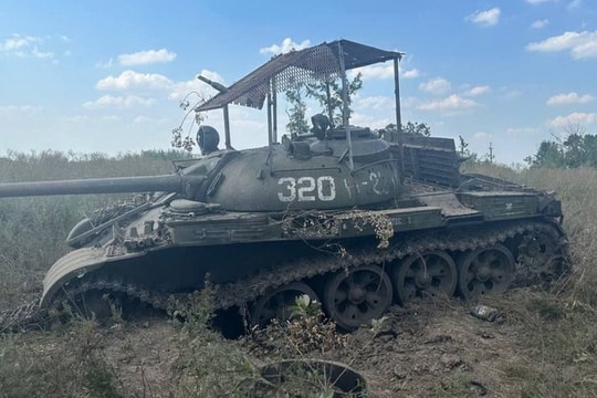 T-55 được hoán cải thành thiết giáp chở quân hạng nặng