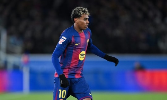 Barcelona gặp Eintracht Frankfurt: 3 điểm, vai trò Yamal