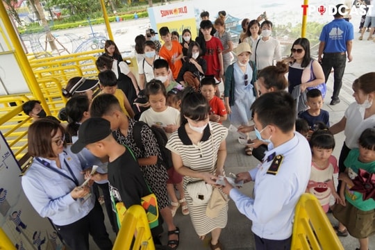 Vịnh Hạ Long: từ 10/12 mua vé phải cung cấp thông tin cá nhân