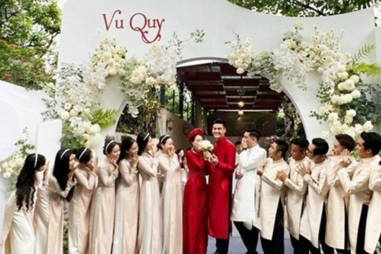 Vĩnh Thụy vướng nghi vấn có con đầu lòng với vợ doanh nhân