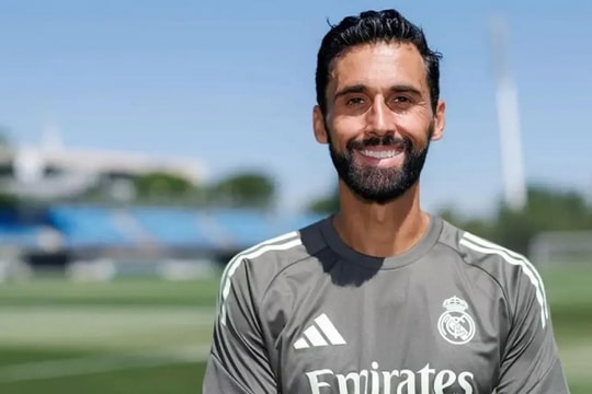 Real Madrid ưu tiên Arbeloa thay Alonso trước gặp Man City