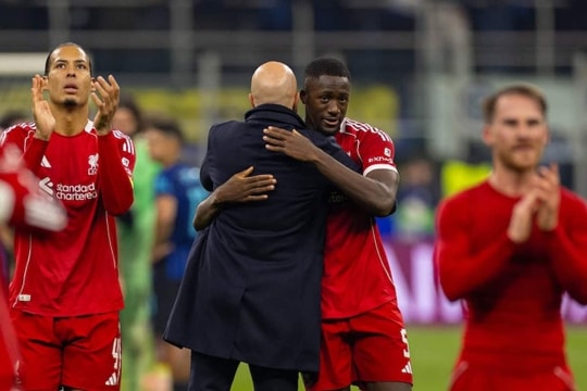 Inter thua Liverpool 0-1: Curtis Jones tỏa sáng, Isak mờ nhạt