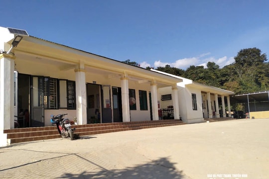 Nhà thầu thuê người dân làm công trình rồi “chạy làng”