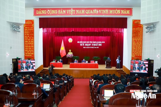 Sáng nay (11/12), khai mạc Kỳ họp thứ 35, HĐND tỉnh Nghệ An khóa XVIII, nhiệm kỳ 2021 - 2026