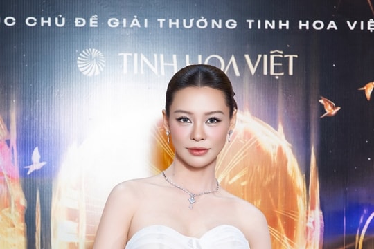 Bùi Lan Hương tỏa sáng với trang sức kim cương tại sự kiện