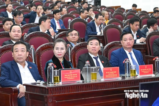 TRỰC TIẾP: Chất vấn và trả lời chất vấn, Kỳ họp thứ 35, HĐND tỉnh Nghệ An khoá XVIII, nhiệm kỳ 2021-2026