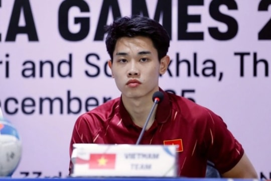 Đình Bắc dẫn nhịp U22 Việt Nam hạ U22 Malaysia ở SEA Games 33