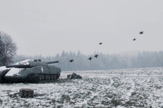 Nemyx phối hợp bầy đàn UAV tấn công xe tăng: phân tích