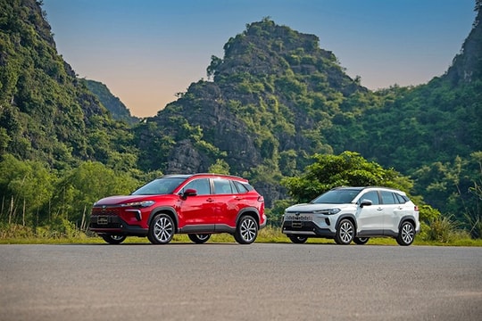 Toyota Corolla Cross 2025 1.8V, 1.8HEV: giá và trải nghiệm
