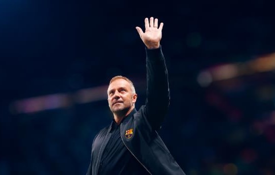 Barcelona vs Osasuna: Hansi Flick và hàng công bùng nổ