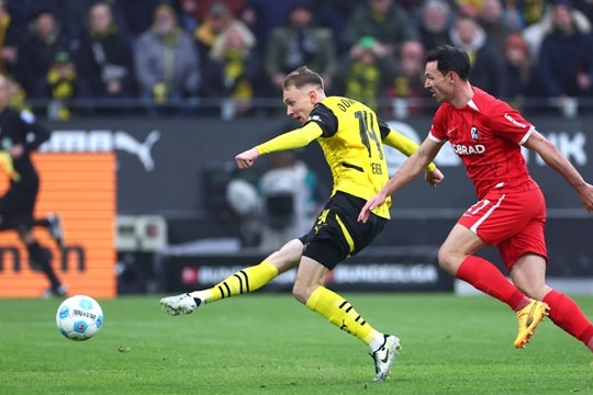 Freiburg vs Dortmund: cửa vươn nhì bảng Bundesliga