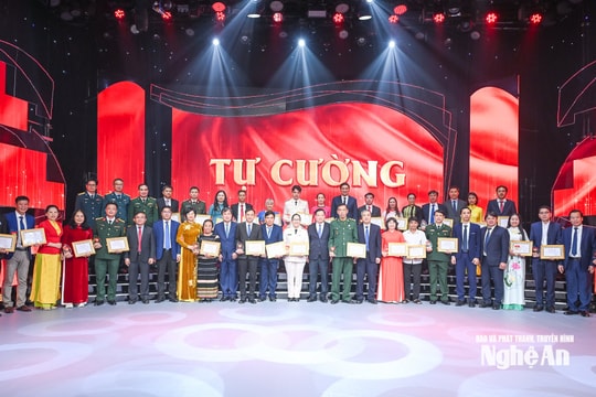 Giao lưu điển hình tiêu biểu trong học tập và làm theo tư tưởng, đạo đức, phong cách Hồ Chí Minh khu vực miền Trung - Tây Nguyên