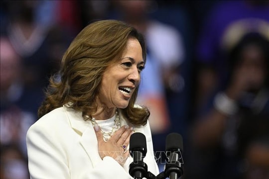 Bà Kamala Harris 'tái xuất', để ngỏ khả năng tái tranh cử Tổng thống Mỹ 2028