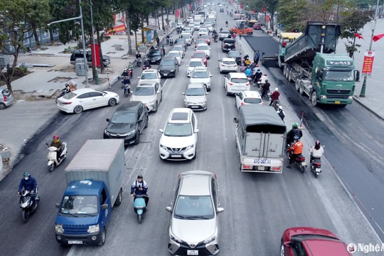 Ùn tắc giao thông đô thị - nỗi ám ảnh giờ cao điểm