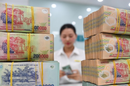 Lãi suất ngân hàng 16/12: Thêm 3 ngân hàng tăng mạnh, vượt 6%/năm
