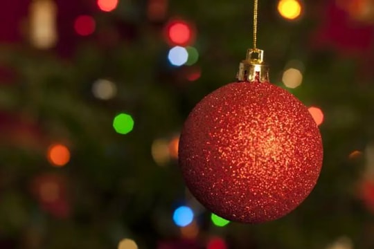 Bí quyết chụp ảnh trang trí Giáng sinh tạo hiệu ứng bokeh