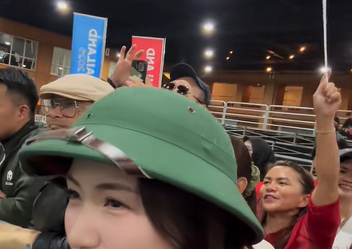 Hòa Minzy gây chú ý tại SEA Games 33 với màn cổ vũ cuồng nhiệt