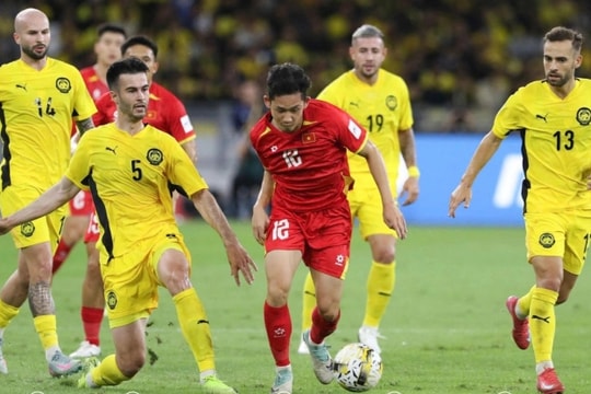 CĐV Đông Nam Á gọi tên Việt Nam sau án phạt Malaysia