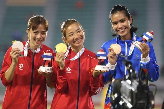 U22 Việt Nam nhận tin vui từ FIFA trước trận chung kết gặp Thái Lan; Ngày vàng của điền kinh Việt Nam!