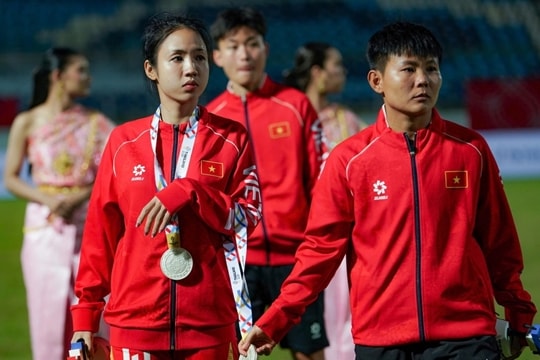 Nữ Việt Nam mất HCV SEA Games 33, Malaysia bị FIFA phạt nặng