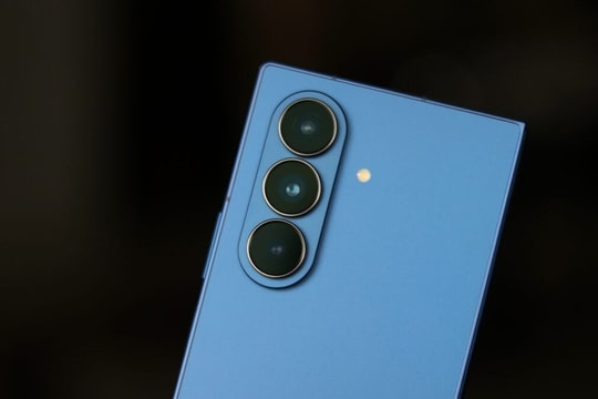 Camera Galaxy Z Fold8: Lộ diện nâng cấp cảm biến tele và siêu rộng