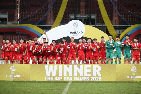 U22 Việt Nam ngược dòng 3-2, giành HCV SEA Games 33 kịch tính