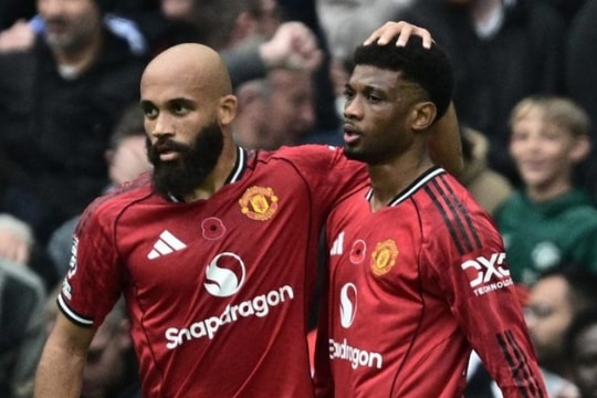 Man Utd trước ngã rẽ: Amorim buộc phải từ bỏ sơ đồ 3-4-2-1