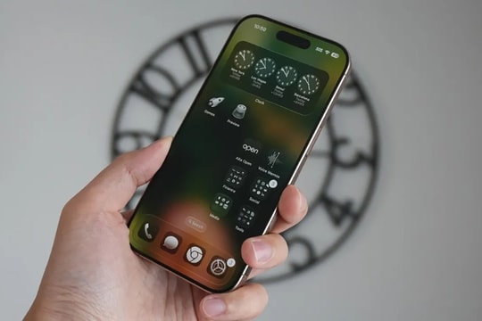 Apple khóa đường về iOS 26.1 sau khi phát hành iOS 26.2
