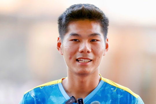 Nhà vô địch SEA Games Hiểu Minh và bữa tiệc 70 mâm tại quê nhà